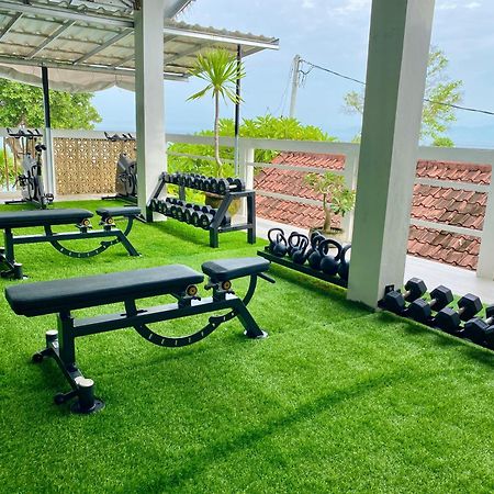 3 Monkeys Lembongan Studio Apartments Gym Recovery Centre Экстерьер фото