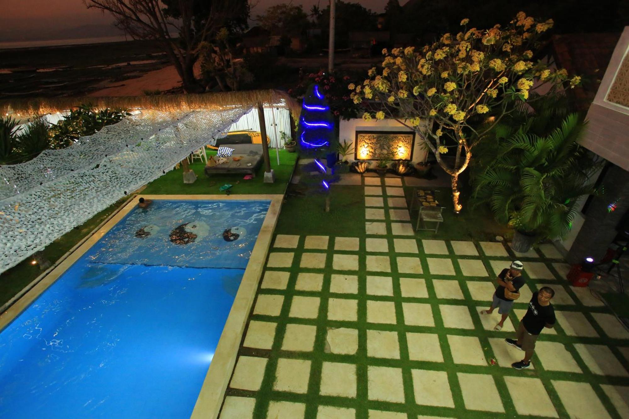 3 Monkeys Lembongan Studio Apartments Gym Recovery Centre Экстерьер фото